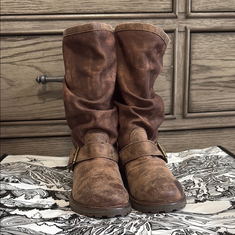 Roxy Brown Leather Boots